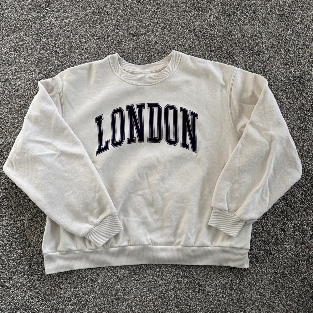 Women’s Hollister Graphic Crewneck